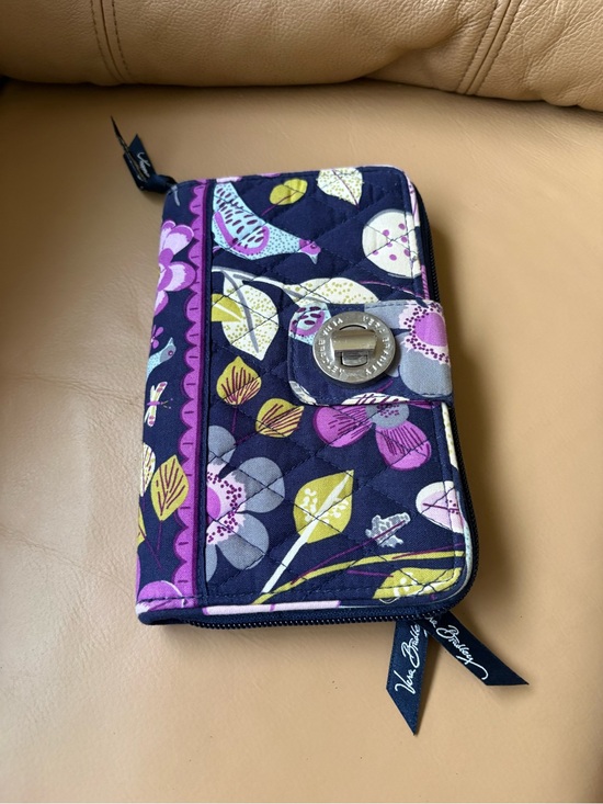 Handbags - Vera Bradley Turn locked Wallet